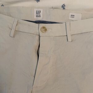 GAP Men's Light Cream Chinos